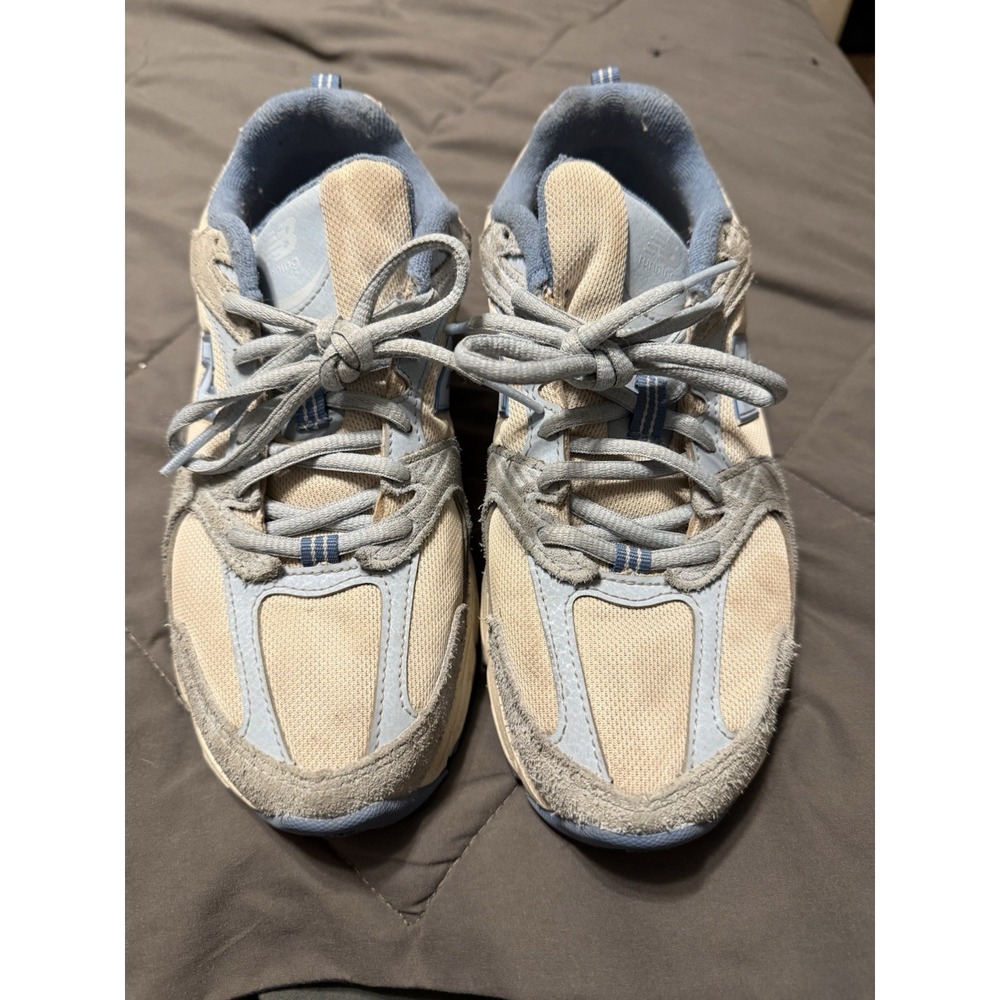 Size 7.5 - New Balance 530 Sea Salt